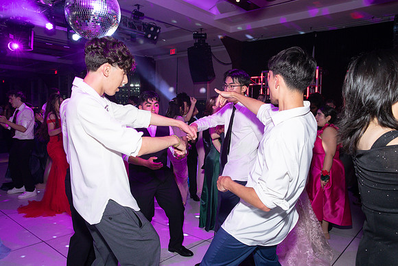 TOT_prom-dance_54