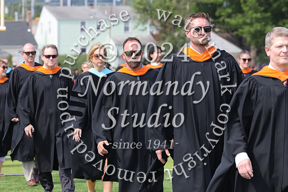 SVL_grad_candids_012