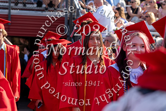 LIB_grad_candids_16