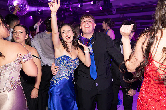 TOT_prom-dance_46