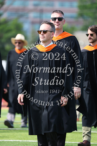 SVL_grad_candids_302