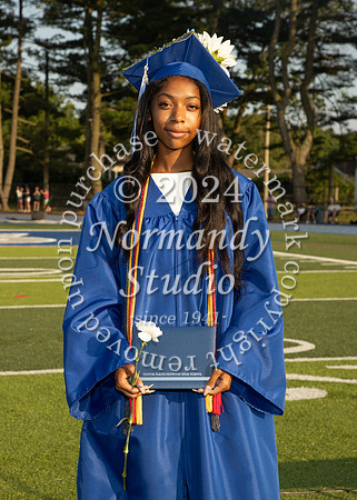 SPF_holding_diplomas_007