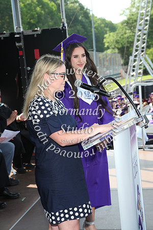 TOT_grad_candids_022