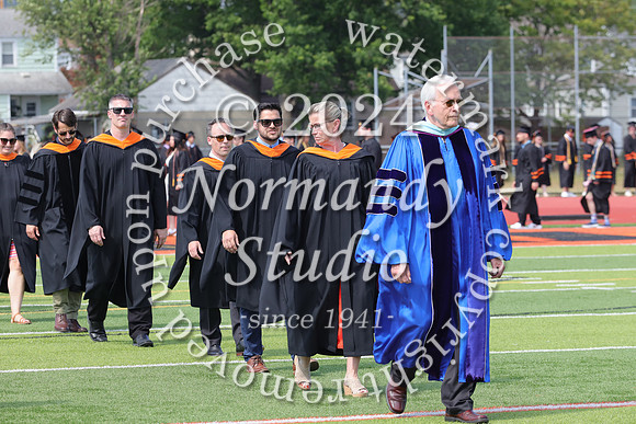 SVL_grad_candids_006