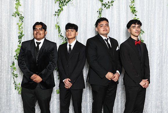 SVL_jr-sr-prom_53