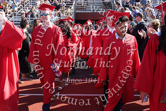 LIB_grad_candids_028