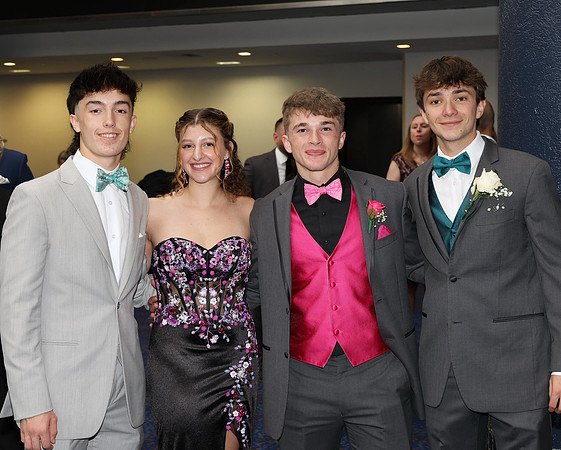 SVL_jr_sr_prom_119
