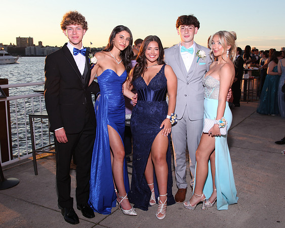 TOT_pier_candids_842