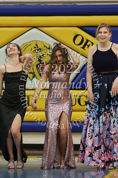 CHS_senior fashion show_49