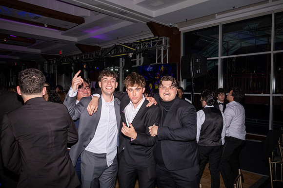TOT_dancing_1182