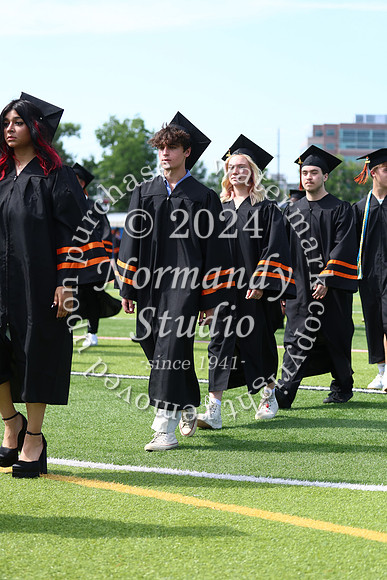 SVL_grad_candids_354