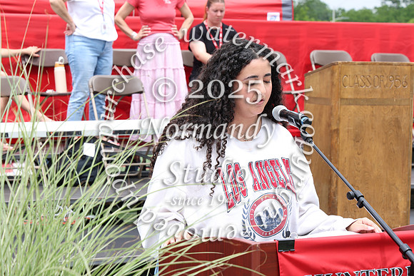 HCH_grad_rehearsal_054