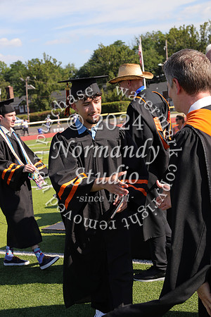 SVL_diplomas_left_339