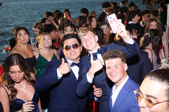 TOT_pier_candids_816
