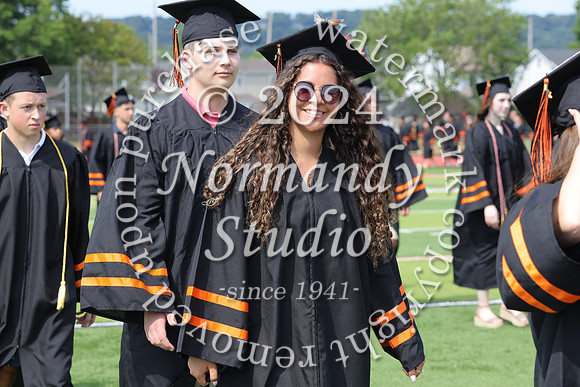 SVL_grad_candids_068