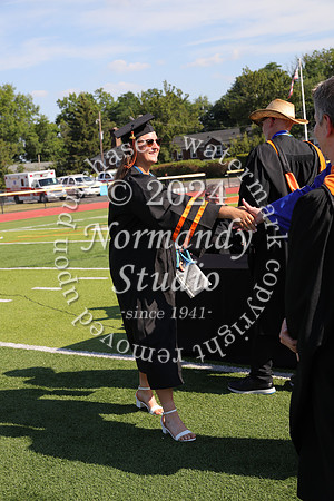 SVL_diplomas_left_308