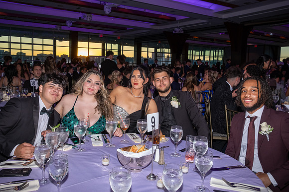 TOT_table_photos_1038