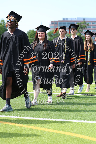 SVL_grad_candids_338