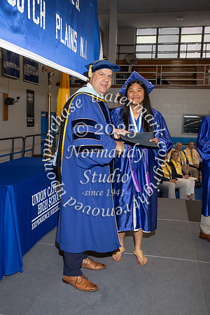 UCH_awards-scholarships_02