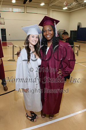 MAT_039_Grad_Candids