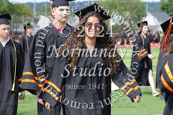 SVL_grad_candids_069