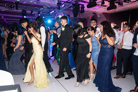 TOT_prom-dance_09