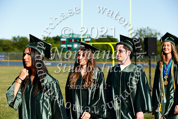 CNH_020_grad_candids