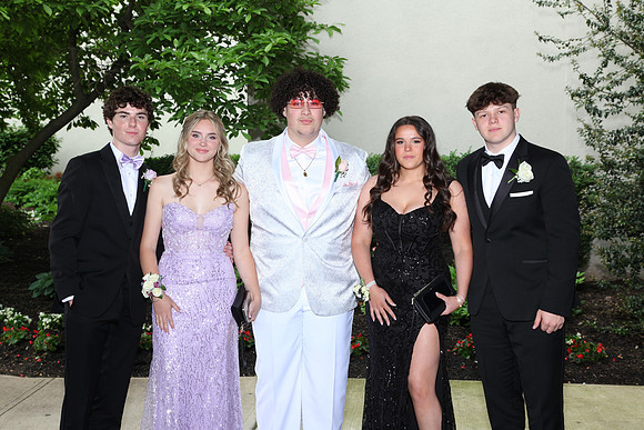 SVL_jr_sr_prom_052