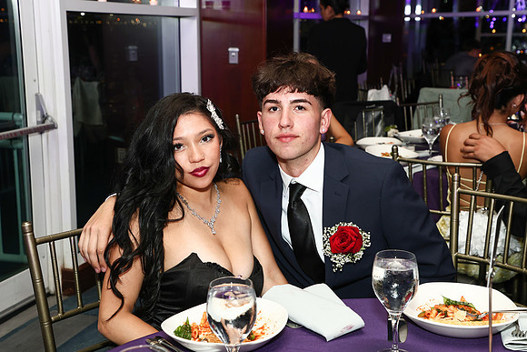 TOT_prom-inside_52