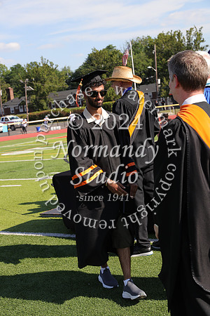 SVL_diplomas_left_356