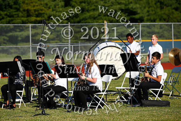 CNH_030_grad_candids