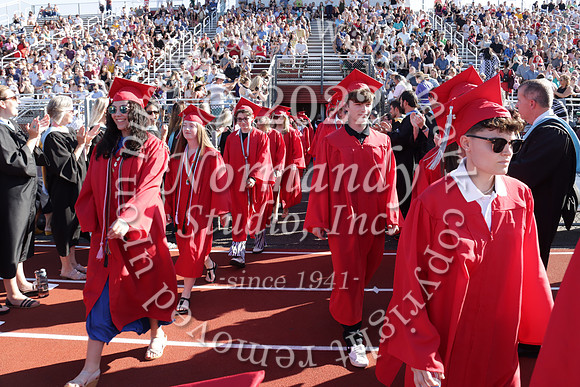 LIB_grad_candids_035