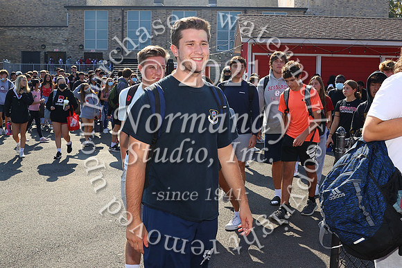 BER_01_pep rally