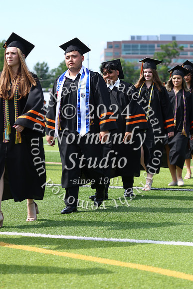 SVL_grad_candids_342