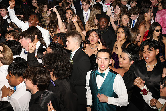 SVL_jr_sr_prom_250