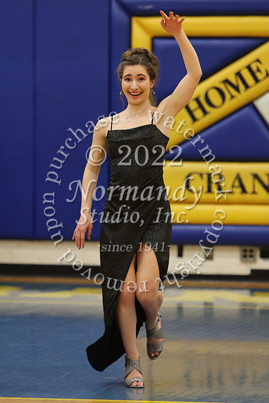 CHS_senior fashion show_58