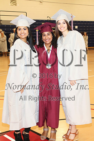 MAT_055_Grad_Candids