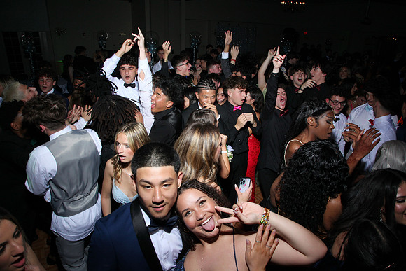 FTH_dancing_300