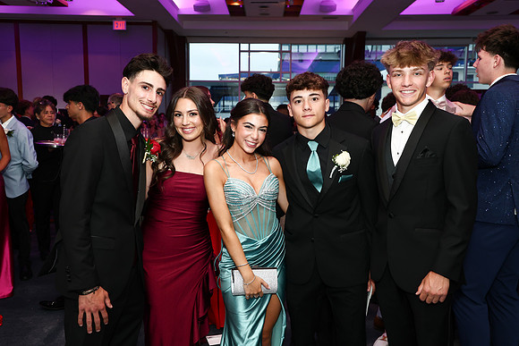 TOT_prom-inside_23