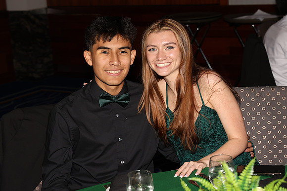 SVL_jr_sr_prom_202