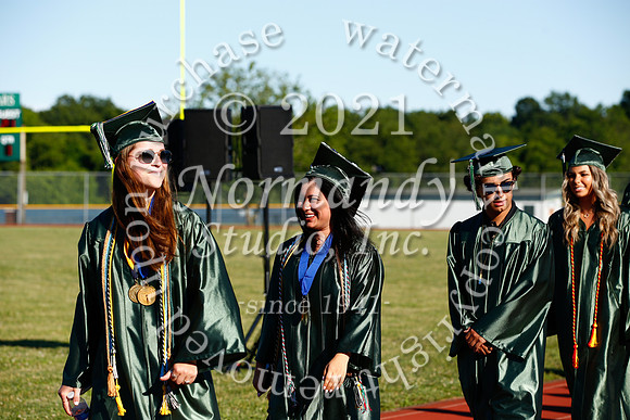 CNH_003_grad_candids