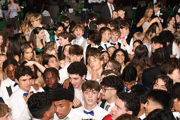 SVL_jr_sr_prom_230