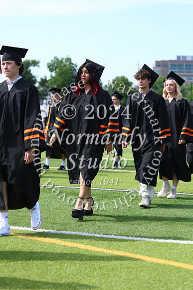 SVL_grad_candids_353