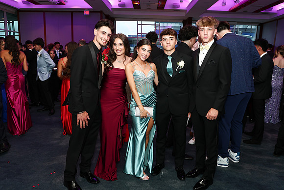 TOT_prom-inside_22