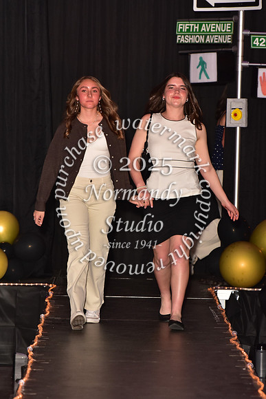 BER_fashion show_27