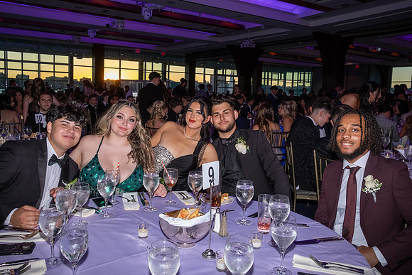TOT_table_photos_1039