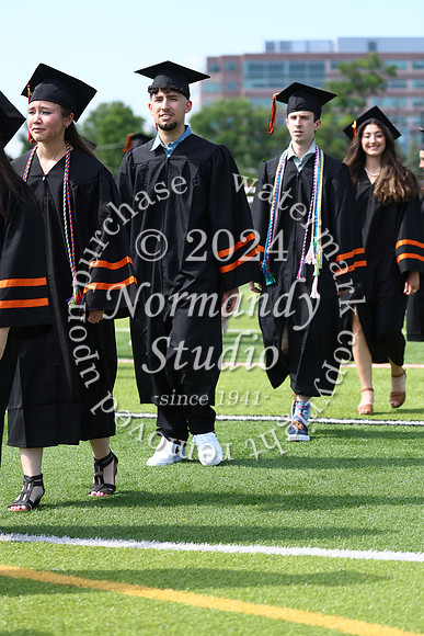 SVL_grad_candids_329