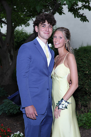 SVL_jr_sr_prom_038