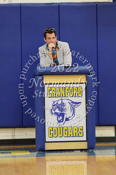 CHS_senior fashion show_21