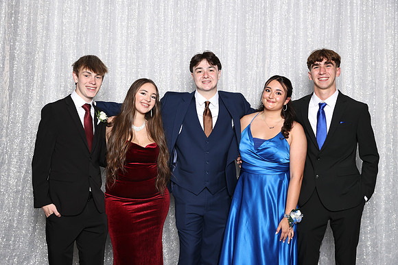 FTH_sr-prom_02